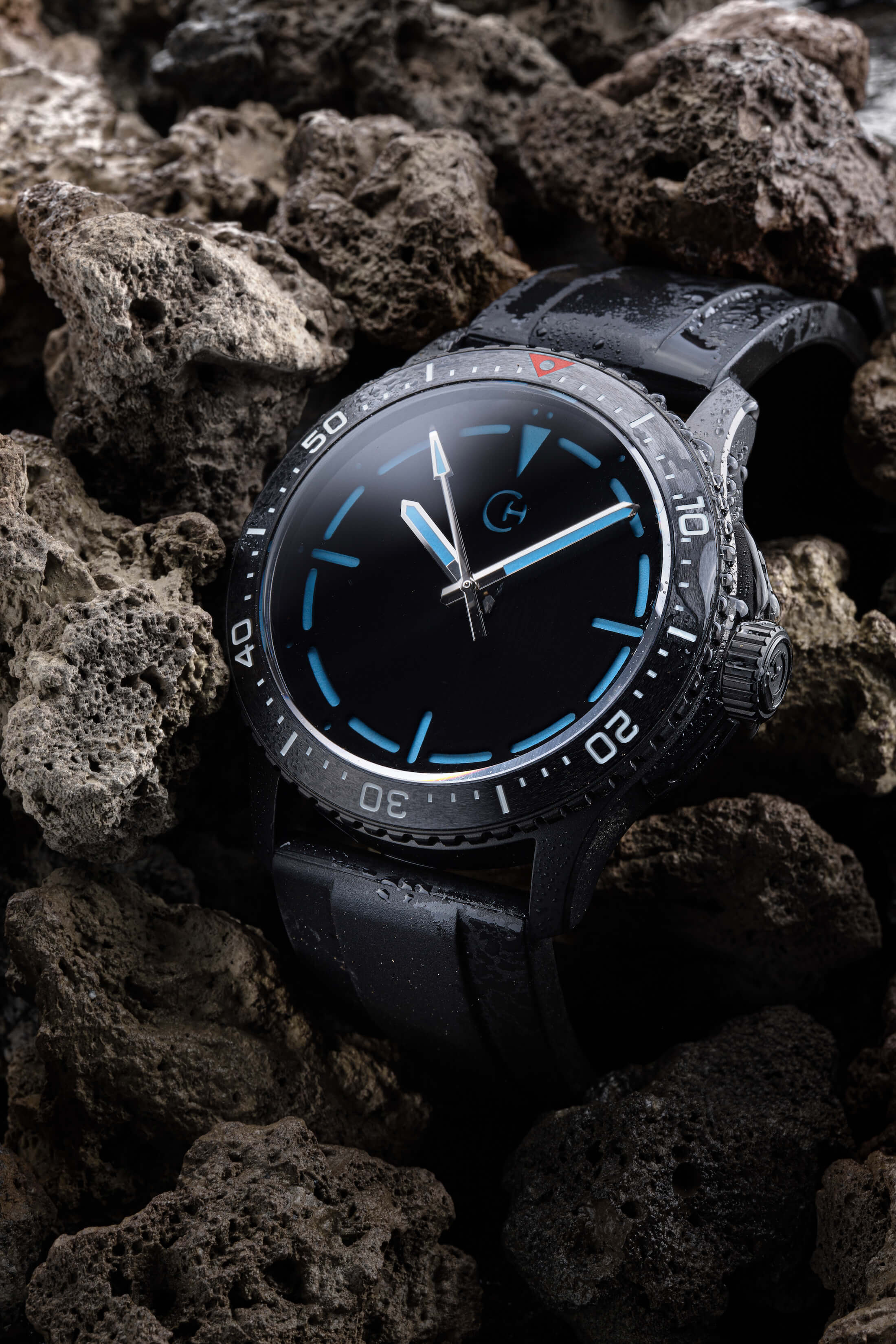 watches, diving watch, water resistant watch, toughest dive watches