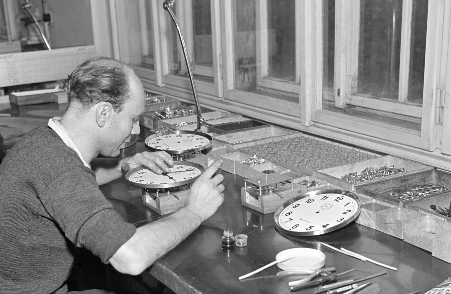 Chronotechna watchmaker, swiss manufacturer, since 1946, kvalitní česká hodinařina